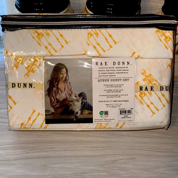 NWT Rae Dunn Halloween Fall Season White Sheets w/Orange Skeleton Queen 4pc Set - Picture 1 of 3